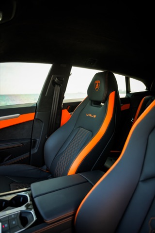 Lamborghini Urus S photo 6