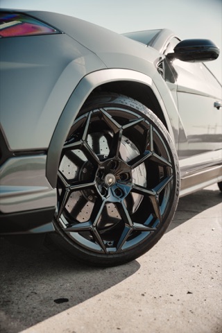 Lamborghini Urus S photo 3