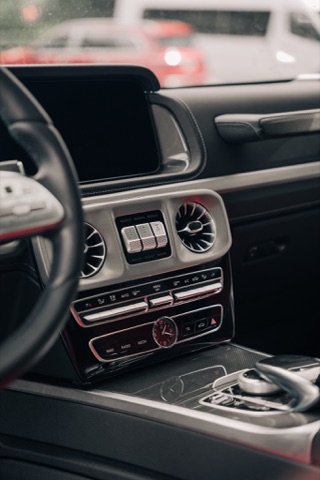 Brabus 700 photo 4