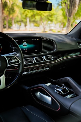 Mercedes-Maybach GLS 600 photo 5