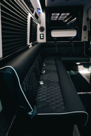Mercedes-Benz Sprinter Executive Van photo 1