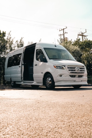 Mercedes-Benz Sprinter Executive Van photo 6