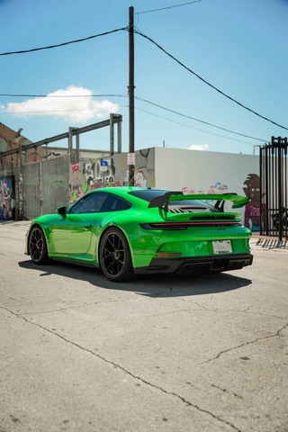 Porsche 911 GT3 photo 2