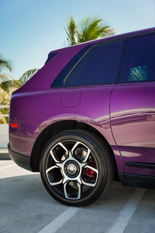 Rolls-Royce Cullinan Black Badge photo 1