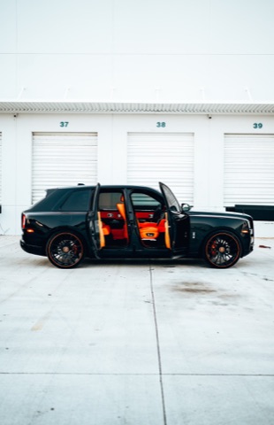 Rolls-Royce Cullinan photo 3