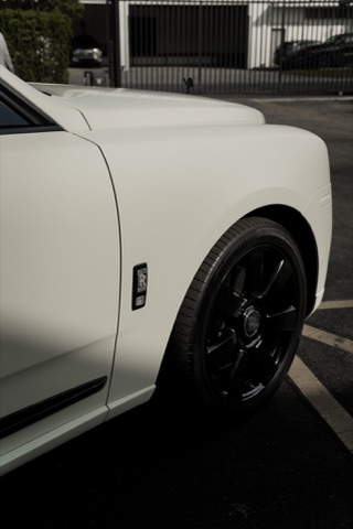 Rolls-Royce Cullinan photo 1