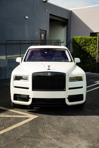 Rolls-Royce Cullinan photo 5