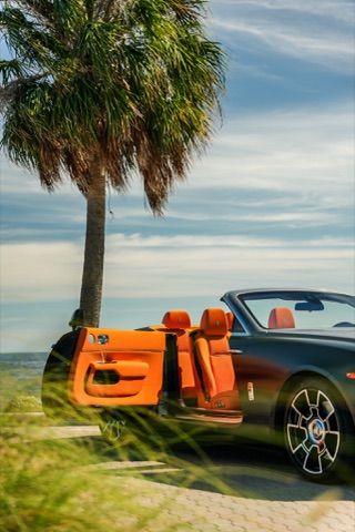 Rolls-Royce Dawn photo 4